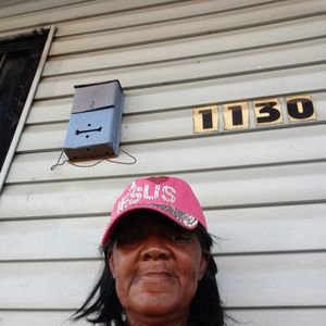 Meet your Posher, Frances